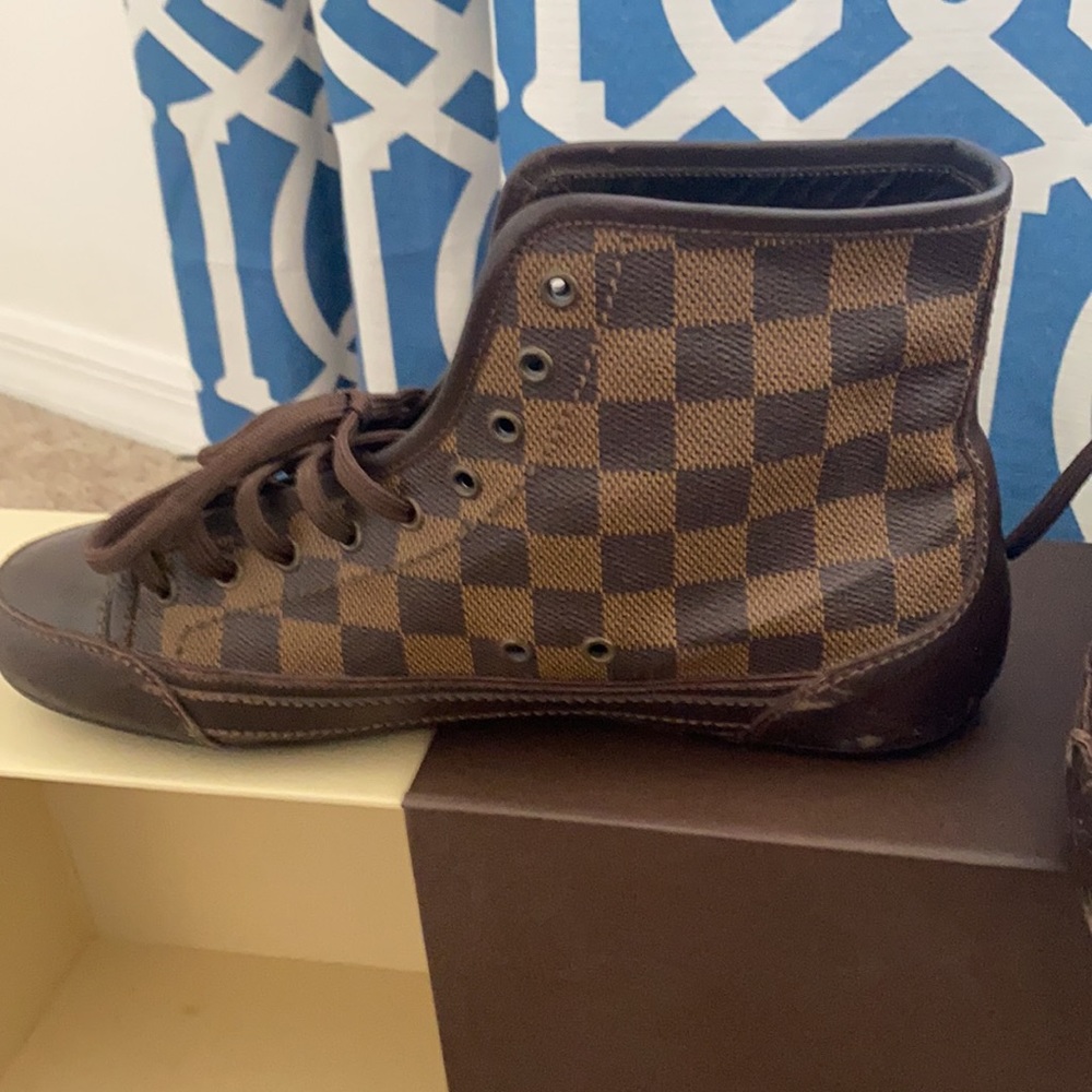 Louis Vuitton sneakers - Picture 7 of 12